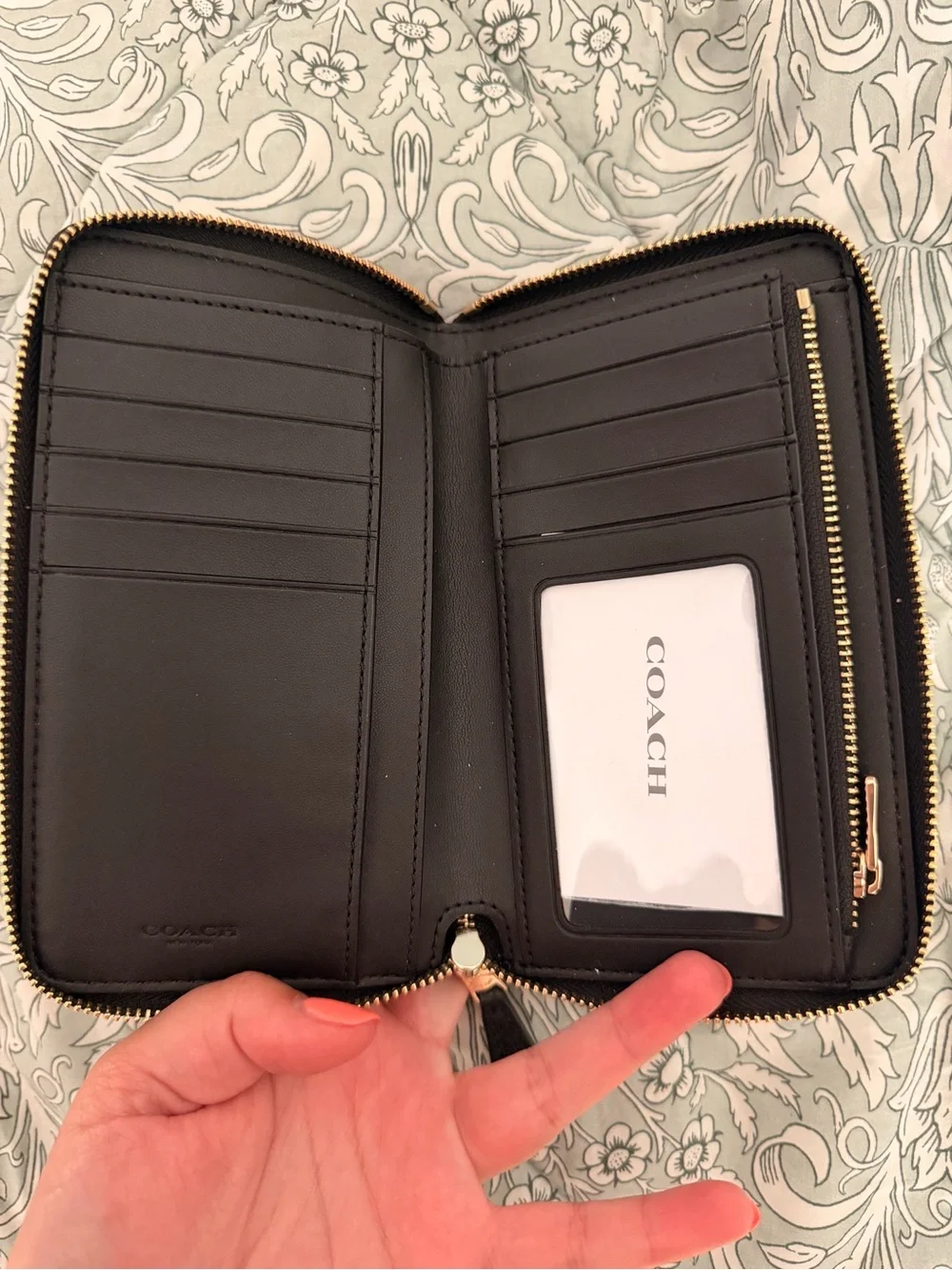 Coach Medium Zip Wallet - Picture 3 of 4